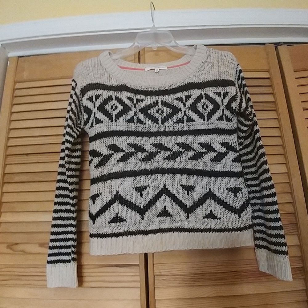 REWIND Cozy Soft Black & Cream Sweater M